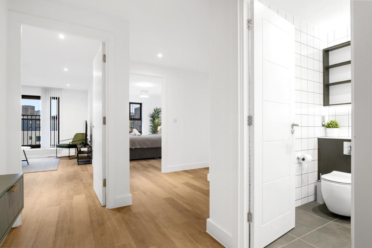 Exoticstay Apartments- 5* Elegant Luxury Centrally Located 2-Bedroom Apt เบอร์มิงแฮม ภายนอก รูปภาพ